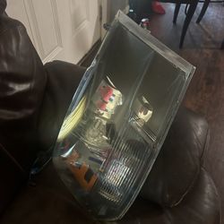 Dodge Ram  2011 Headlights