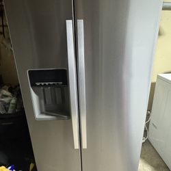 Kitchen Aid Refrigerator 