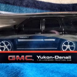 GMC Yukon Die Cast Truck 1:24