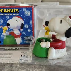 Peanuts 1998 Bubble Blowing Santa Snoopy Woodstock Holiday Fun By Kurt S. Adler 
