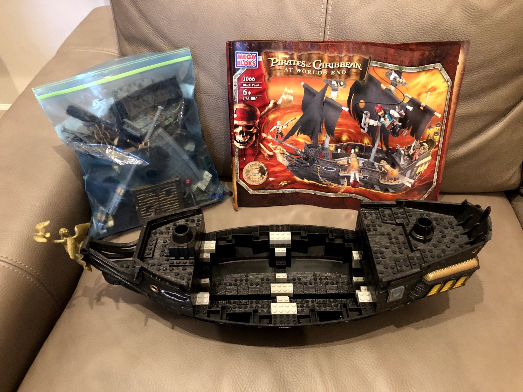 Vintage Mega Bloks Pirates of the Caribbean At Worlds End 1066 Black Pearl 175 pieces