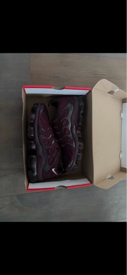 Nike Vapor Aix max Plus Burgundy SIZE 10