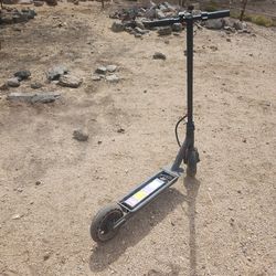 Electric scooter