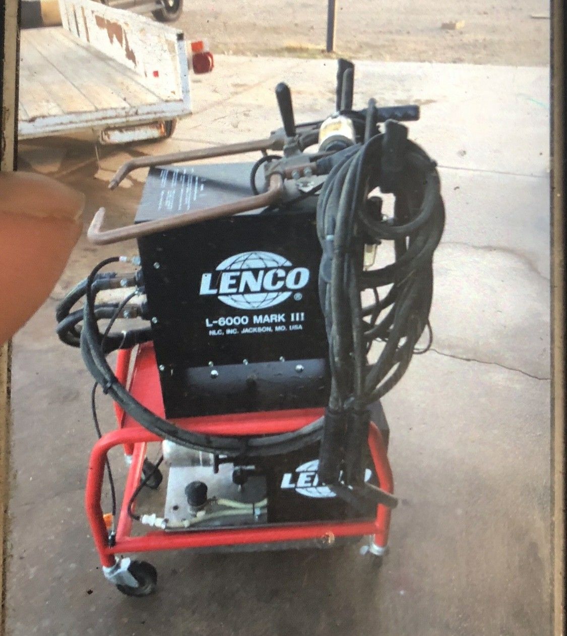 Lenco L 6000 mark 111 water cooled spot welder ,brand new never used