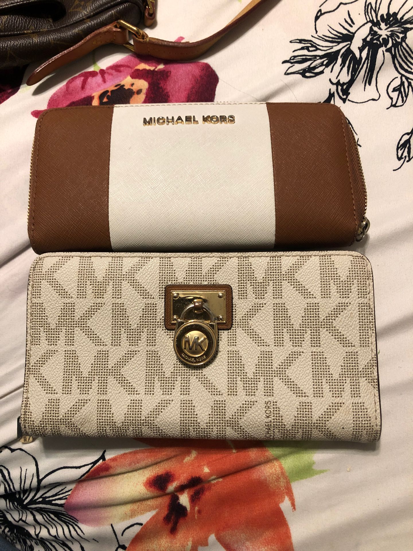 MK original wallet