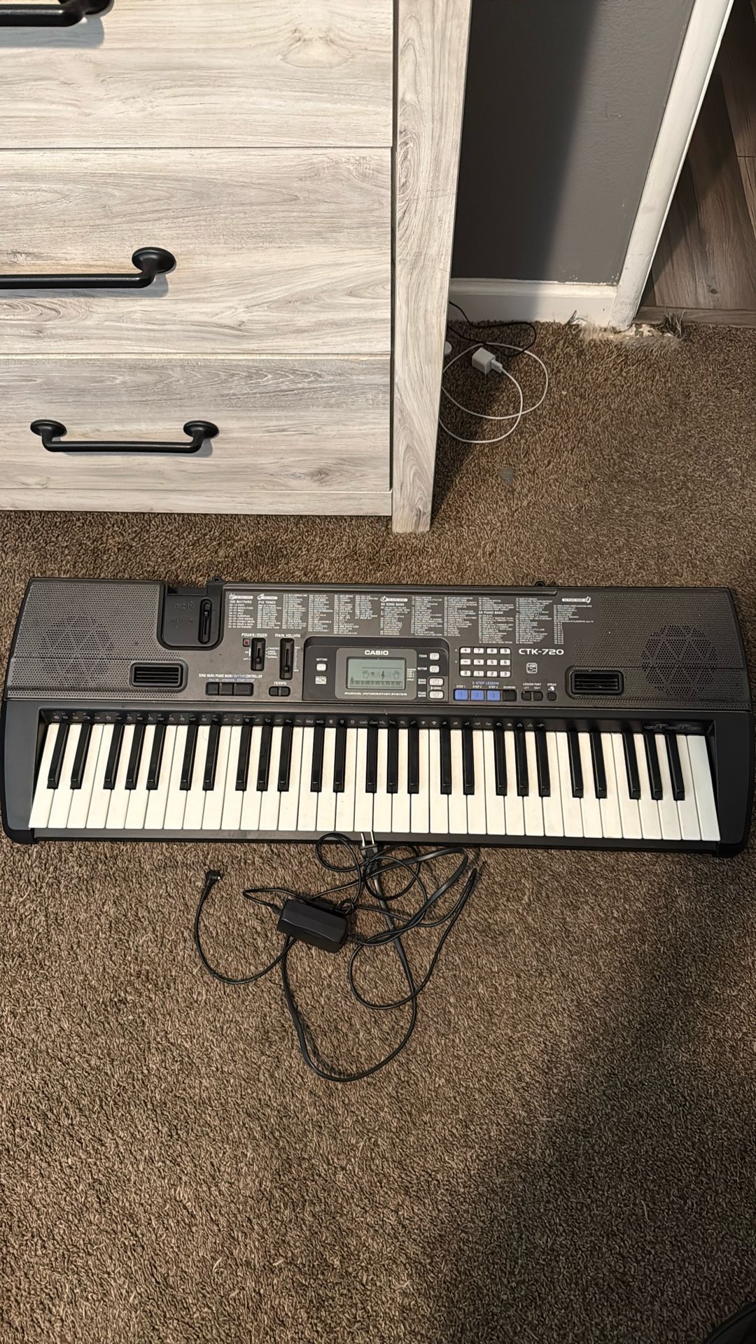 Electronic Keyboard
