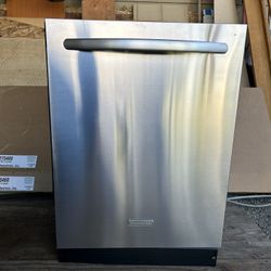 Like new stainless steel KitchenAid dishwasher 