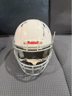 Youth Small Riddell Helmet