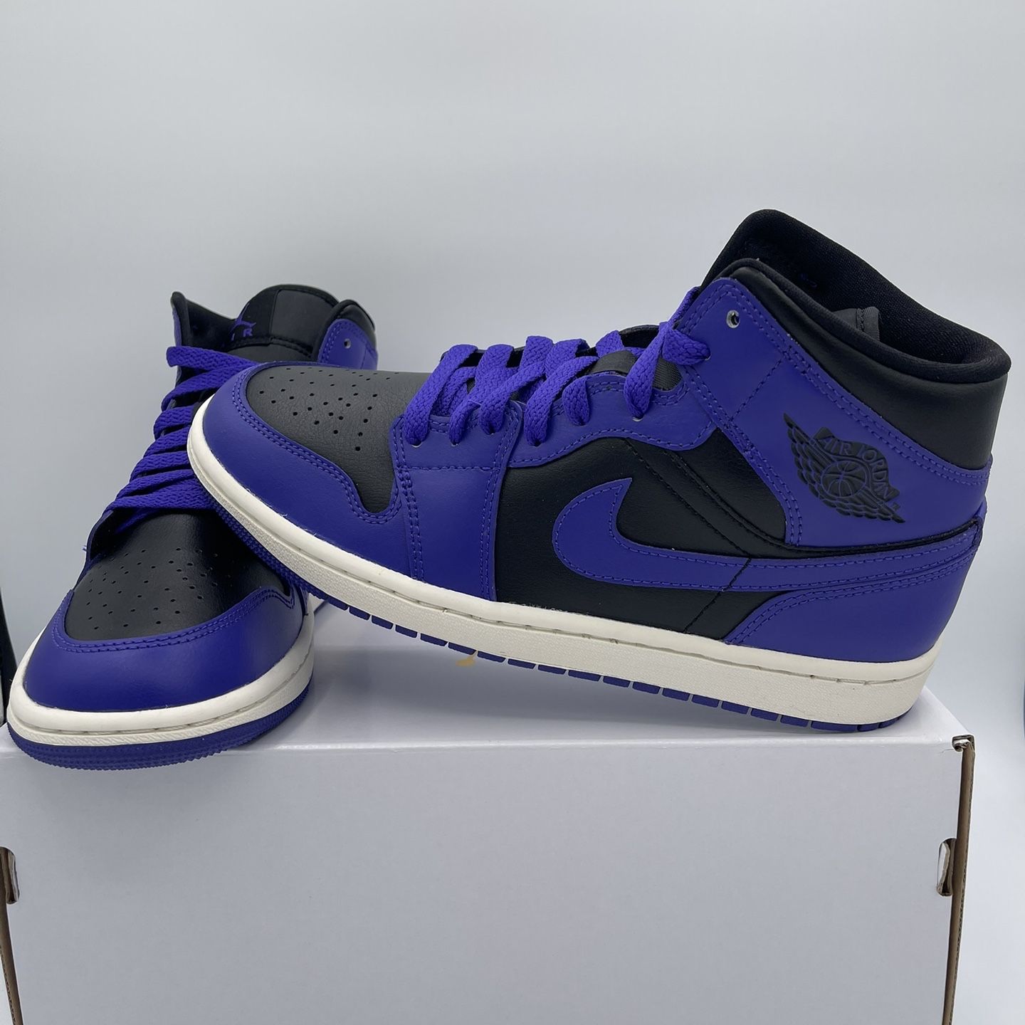 Nike Air Jordan 1 Mid Women