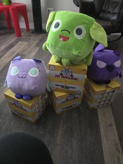 Pet Simulator Deluxe Fantasy Plushy( Brand New Read Description )