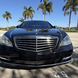 Mercedes Benz S550 W(contact info removed)