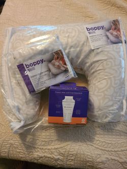 Boppy breast feeding pillow/extra cover/breastmilk bags