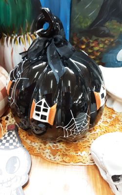 Porcelain pumpkin Manor house- New- Located in Shelton