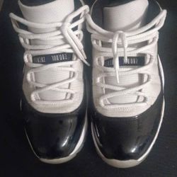 Jordan 11s 