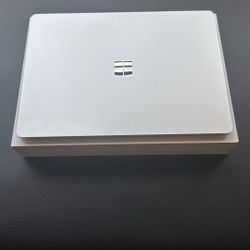 Microsoft Surface Laptop, Copilot+ PC, 15-inch, 7th Edition