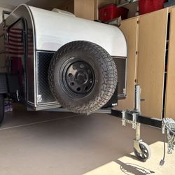 2022 TEARDROP Camper - Excellent condition!