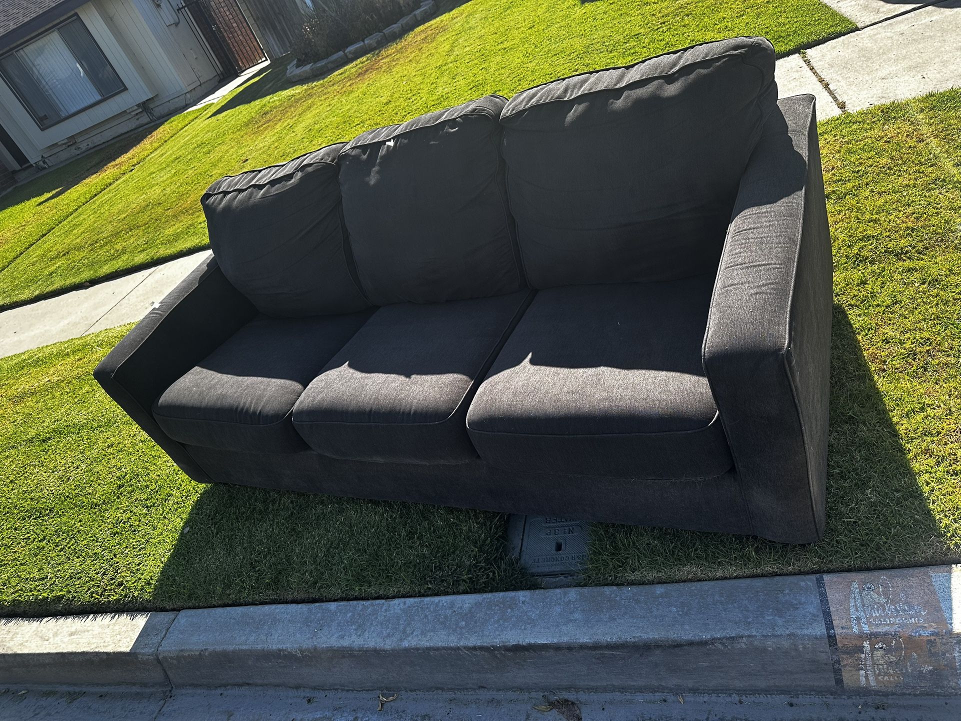 Free Sofa