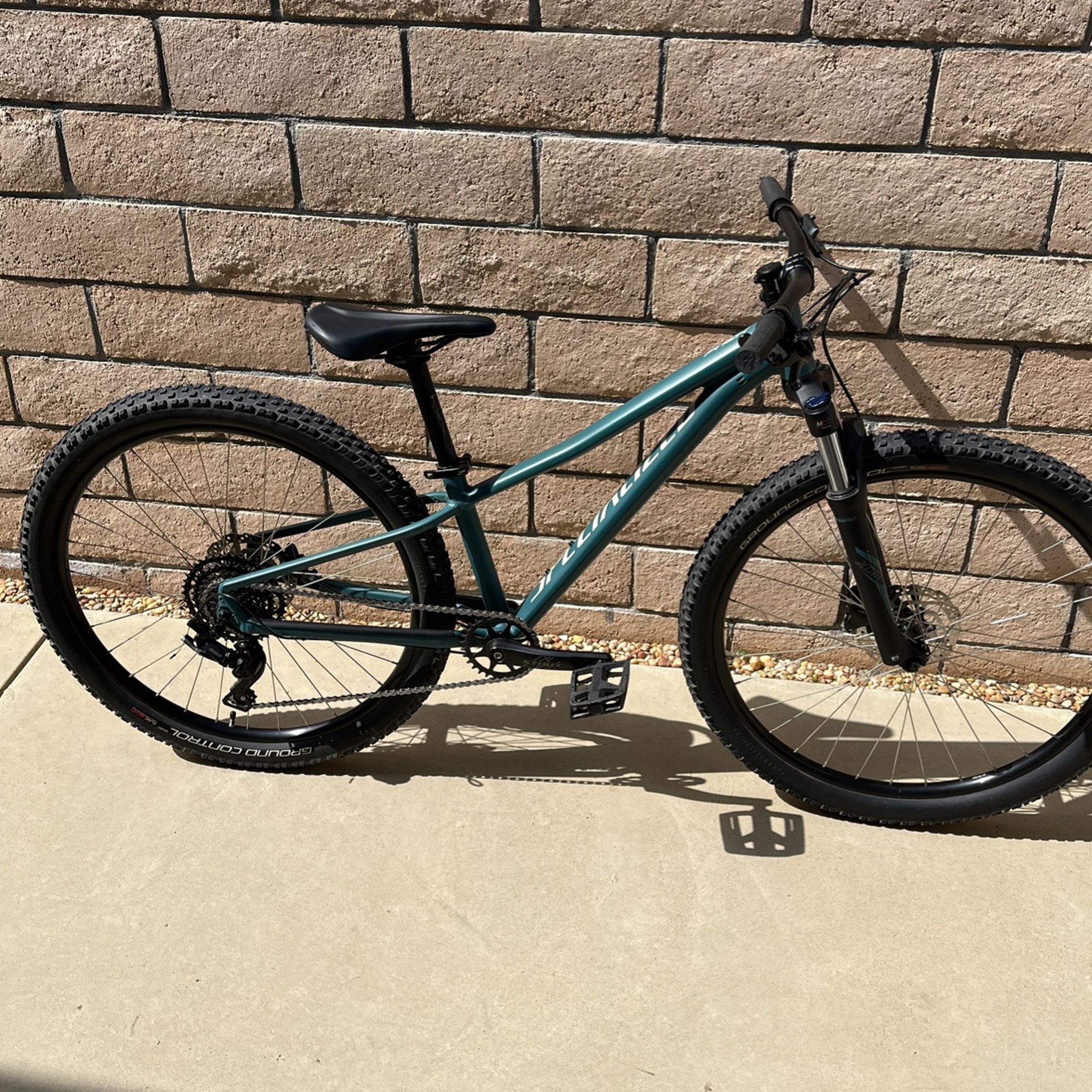 specialized pitch 27.5 mountain bike 2017