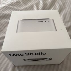 Apple Mac Studio with Apple M1 Max chip