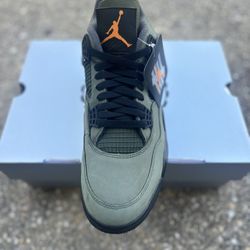 Jordan 4 Undefeated  ( SZ. 10.5  ) $ 375  ( NO TRADES ) 
