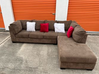 Brown Sectional Sofa – Great Condition