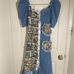 A handmade cat patterned denim dress with vintage elements(  size is middle orlarge)