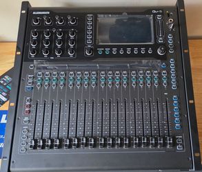 ALLEN AND HEATH QU-5 MIXING BOARD