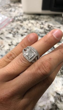 14kt White gold diamond engagement set