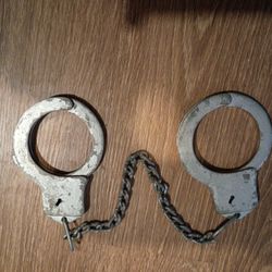 Vintage Set Of Peerless Metal Handcuff Co. Handcuffs 
