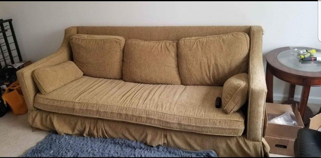 Free Bernhardt sofa Meticulously Used