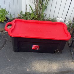 Craftsman 50 Gallon Storage On Wheels 