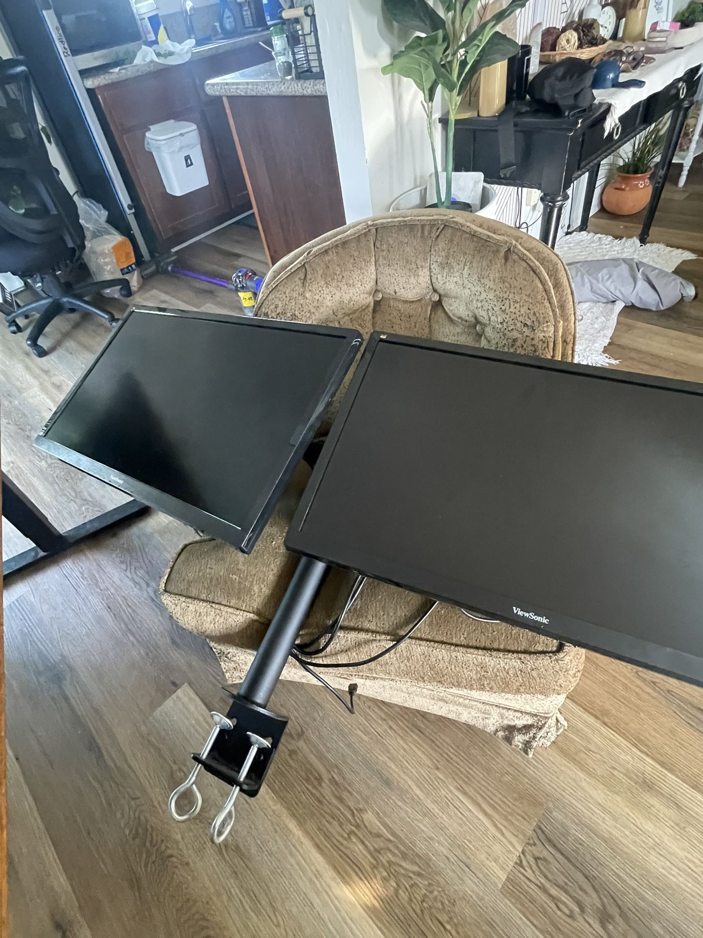Dual Monitor