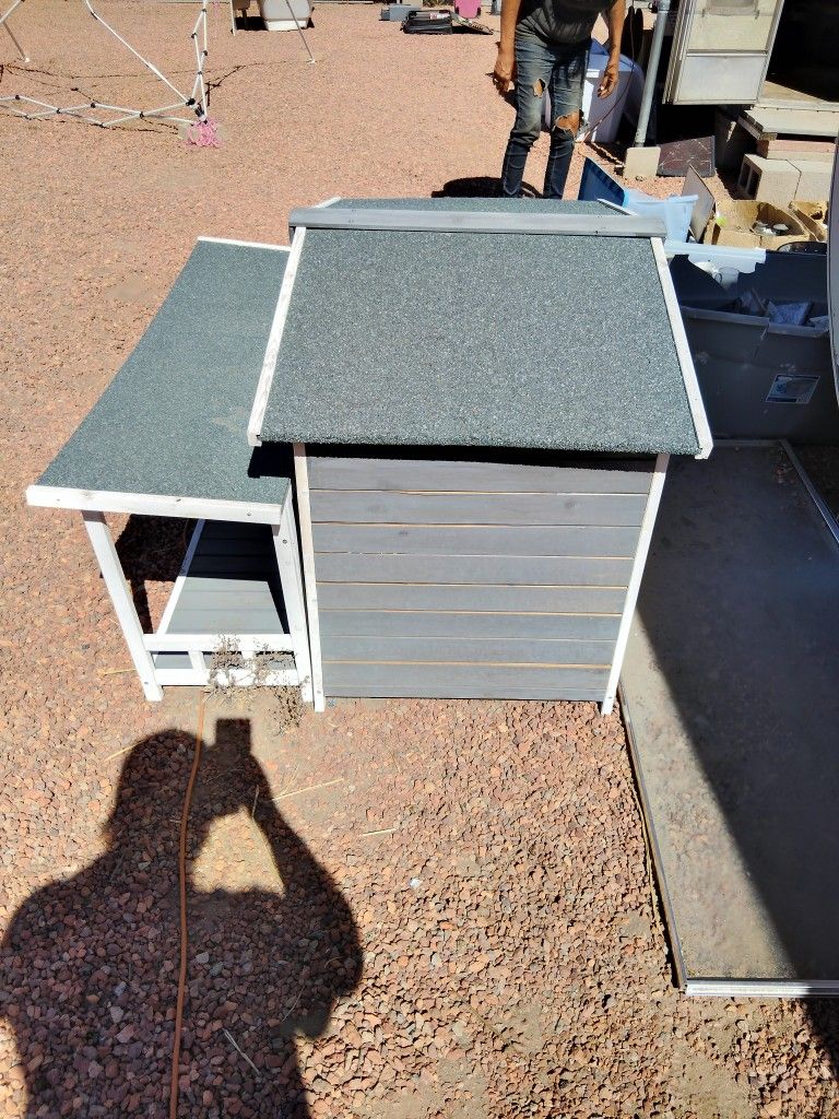 Cat House