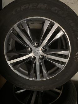 Used Infiniti rims for sale size of tire Are 285/65/r18