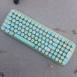 Bluetooth Keyboard 
