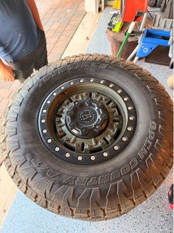 Black rhino abra abram’s 17x8.5 6x5.5”