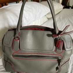  Authentic Coach Handbag In Excellent Condition  OBO 