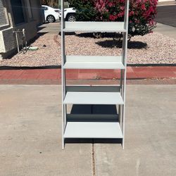 Modern Grey Ladder Shelf – 4-Tier Display