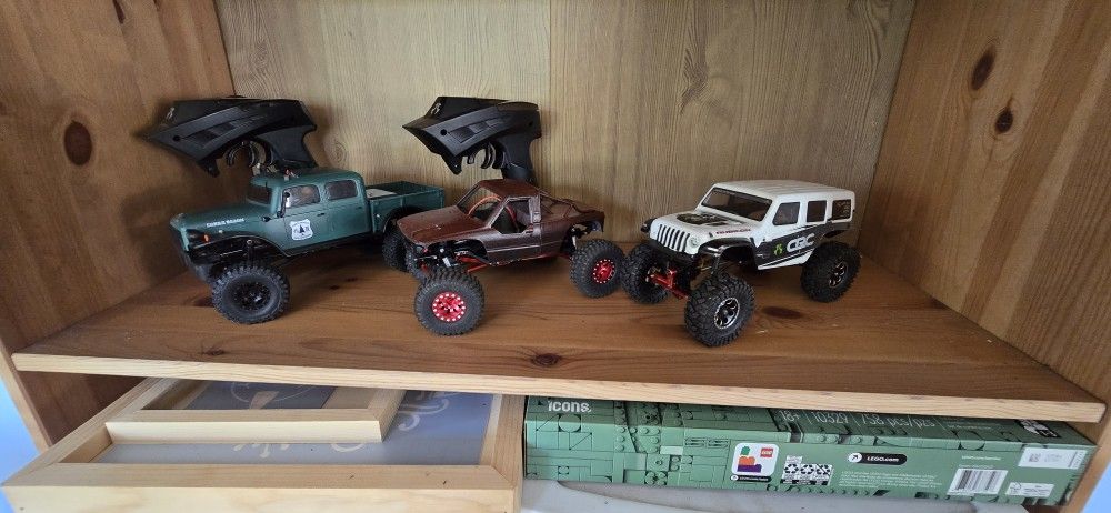 Axial Rc Crawler Lot