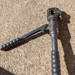 Huskie Manual Hydraulic cable cutters will cut guy wire also