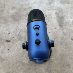 BLUE  YETI MICROPHONE 🎤 
