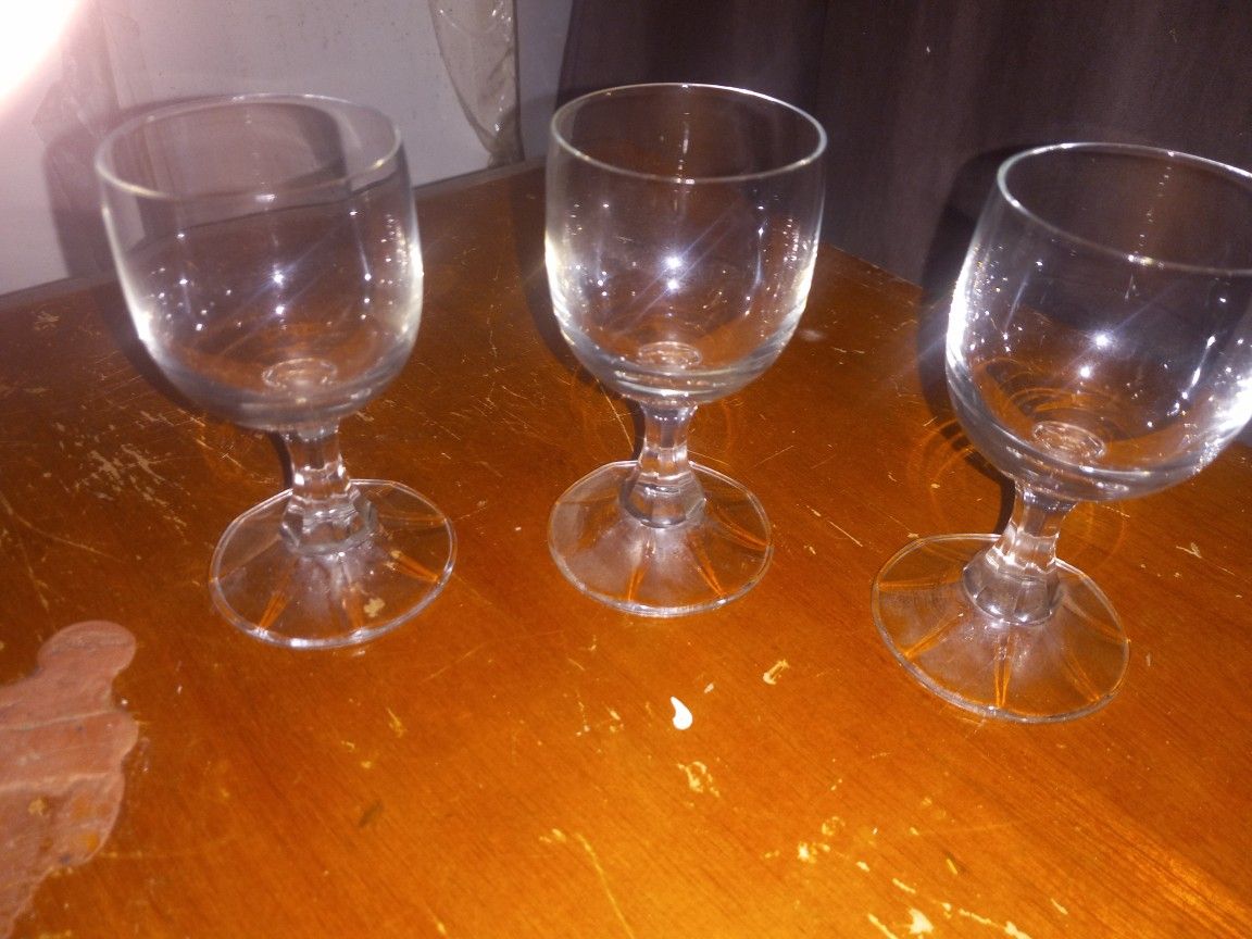 Tiny Glasses