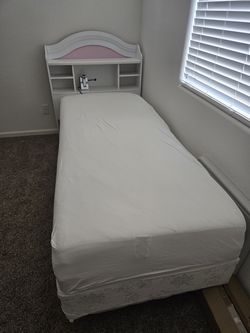 Twin bed