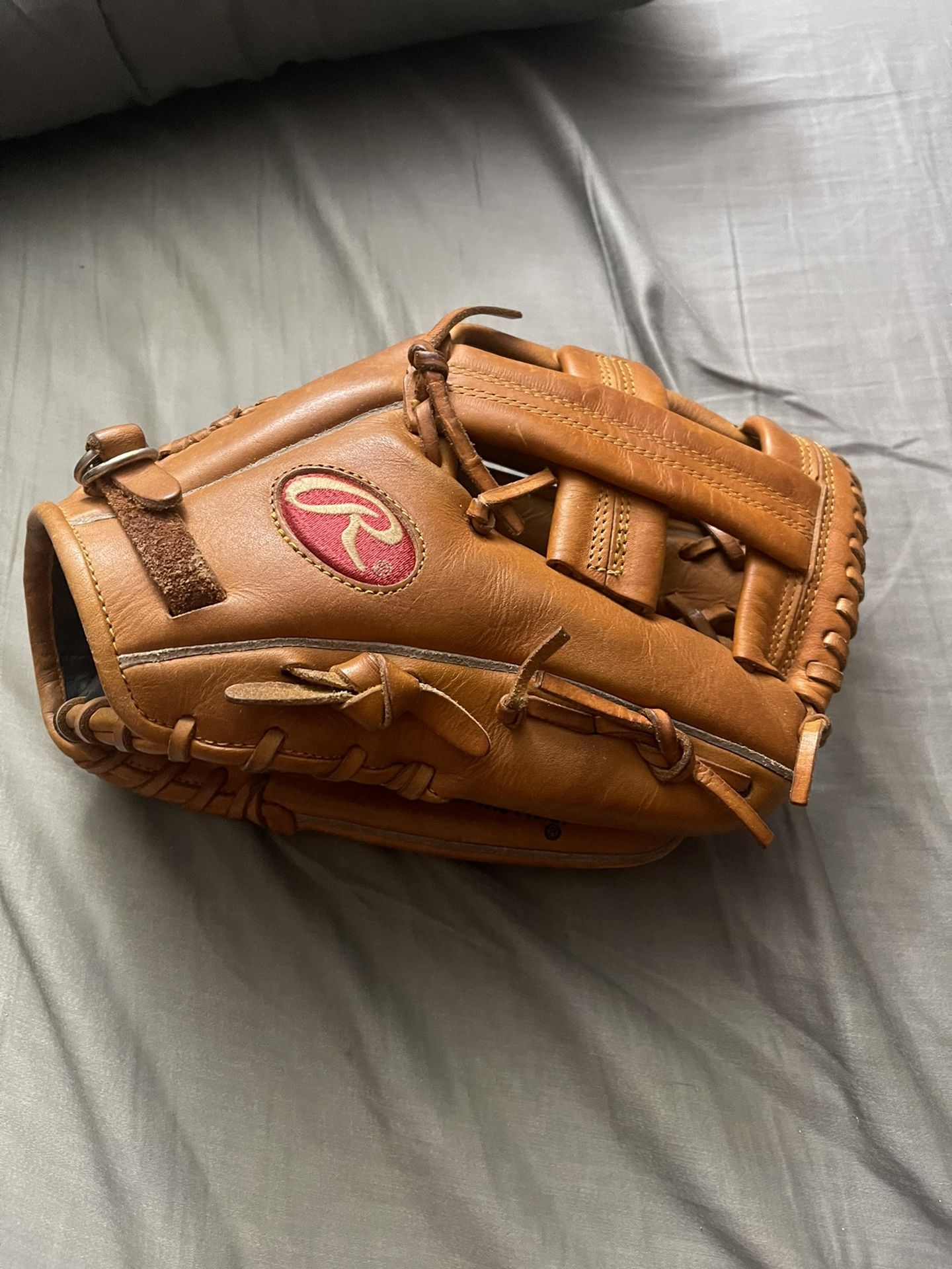 VERY RARE RAWLINGS GLOVE JAPAN MODEL