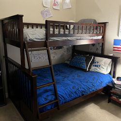 Bunk Beds - Twin & Full