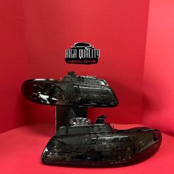  Caravan 1996. 1999 Headlight.