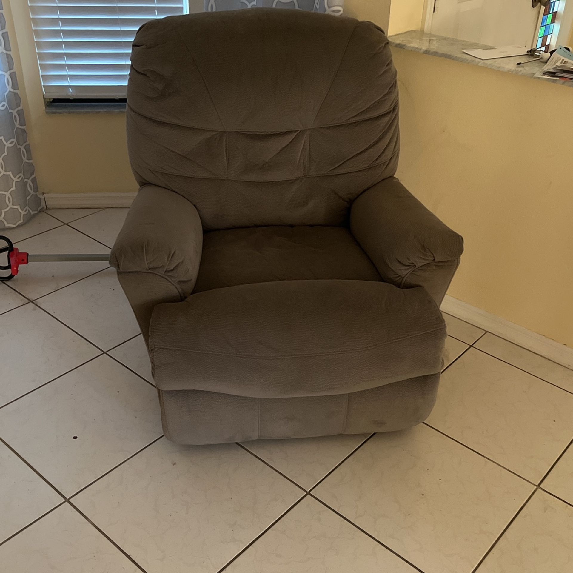 Powered Recliner