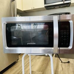 Microwave Oven 1.3 Cu. Ft 1100 Watts 