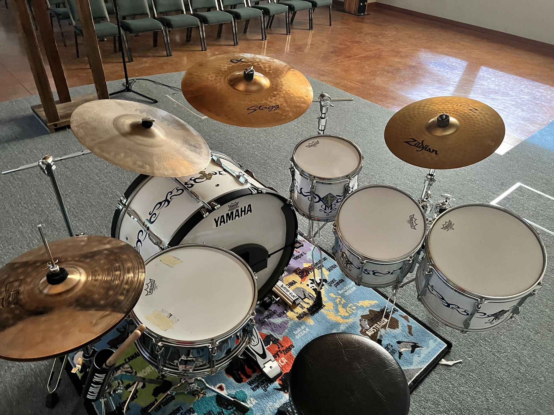 Yamaha Stage Custom Drum Set