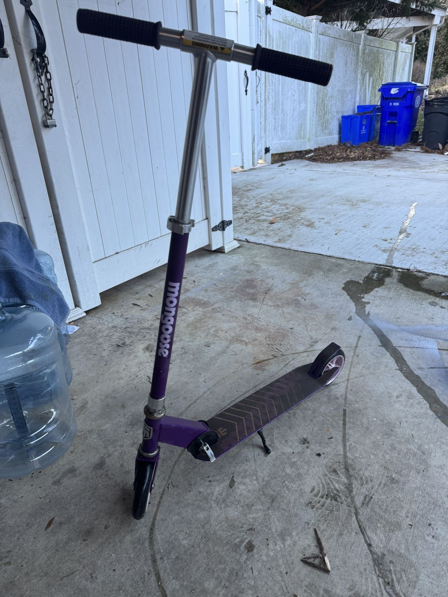 Mongoose Force 3.0 Scooter